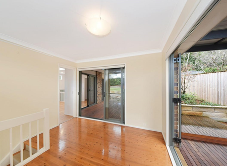 8 Paul Close, Hornsby Heights NSW 2077 - House For Rent | Domain - Photo 3