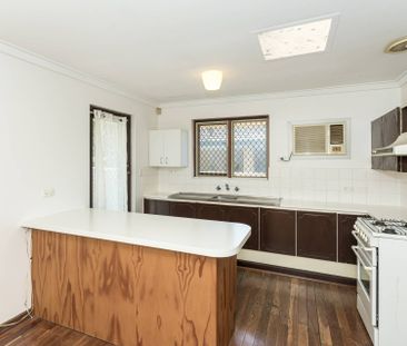 PRIME LOCATION WITH MODERN CONVENIENCE - Photo 2