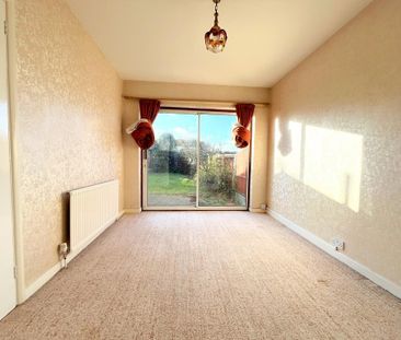 3 bedroom semi-detached house to rent - Photo 2