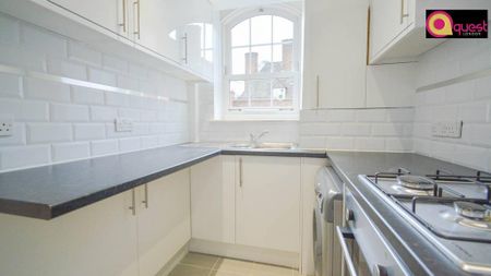 3 bedroom flat to rent - Photo 3