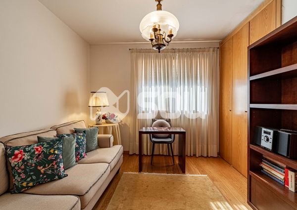 Apartamento T4 em Porto