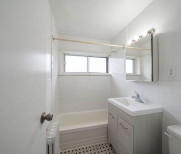 For Lease - 2035 Prospect Street Unit# 21, Burlington, Ontario - Photo 1