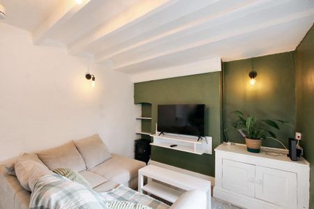 2 bedroom cottage to rent - Photo 2