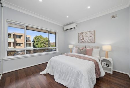 Well-Presented Unit in Convenient Location - Photo 5
