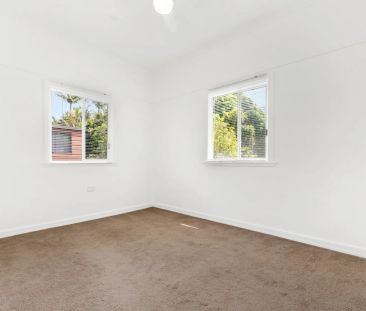 31 Wighton Street, Sandgate. - Photo 3