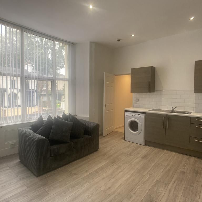 1 bedroom apartment to rent - Photo 1