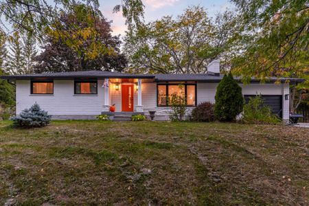 For Lease - 886 Sixth Street, Collingwood, Ontario - Photo 4