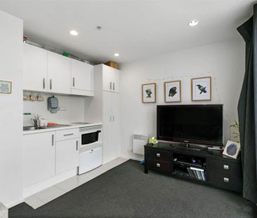 City Living at its Best!! - Photo 1