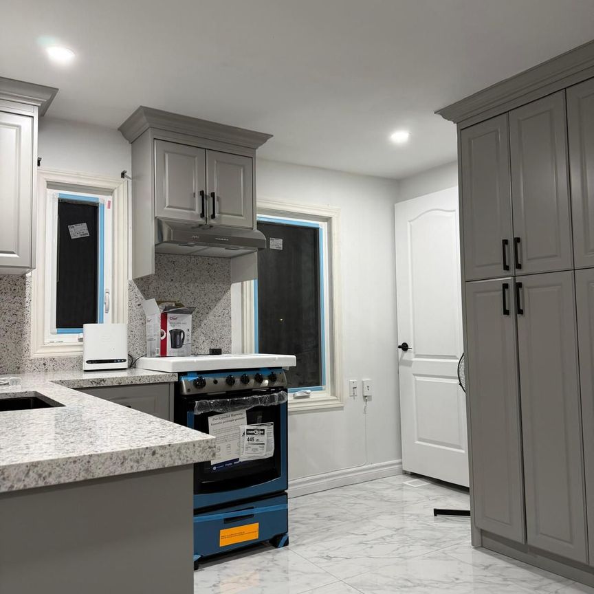 For Lease - 10 Louvain Street Unit# 2nd Level, Toronto, Ontario - Photo 1