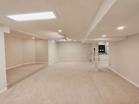 For Lease - 15 Mary Elizabeth Crescent, Markham, Ontario - Photo 1