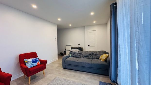 1928 Rue Maurice-LeBel, H4N 3E6, H4N 3E6, Montréal - Photo 1