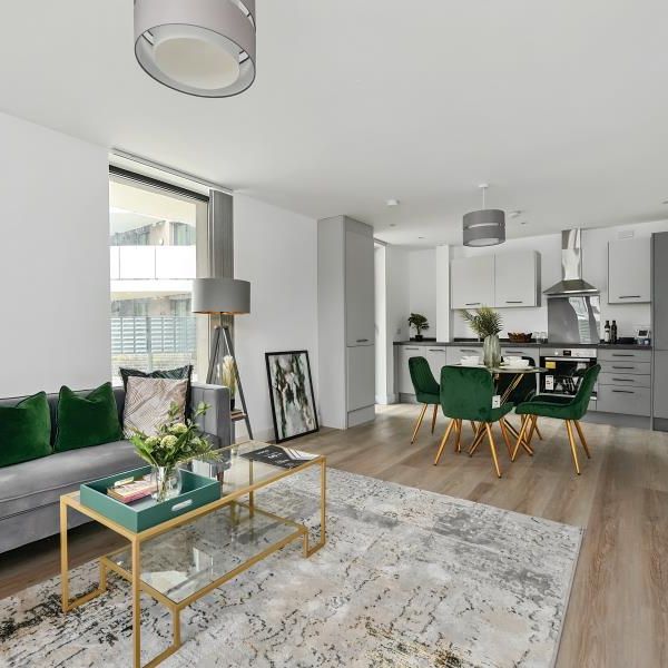 Savoy Place, Farnborough, Hampshire, GU14 - Photo 1