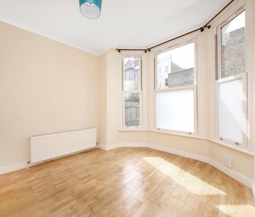 2 Bed Flat, Woodland Road, SE19 - Photo 2