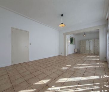 Appartement te huur in Tournai voor € 800 met 2 slaapkamers - Foto 3
