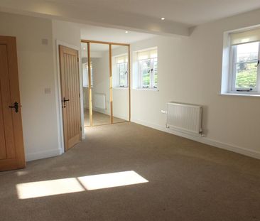 Muston Farm, Piddlehinton - Photo 4