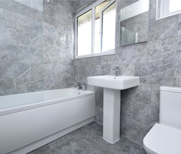 38, Bodmin Gardens, Leeds, West Yorkshire, LS10 4NP - Photo 5