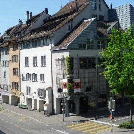 Appartement lumineux de 1,5 pièce au coeur de la vieille ville - Photo 3