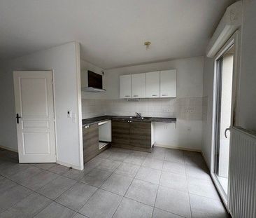 Location Appartement 4 pièces 79m² PESSAC 33600 - Photo 1