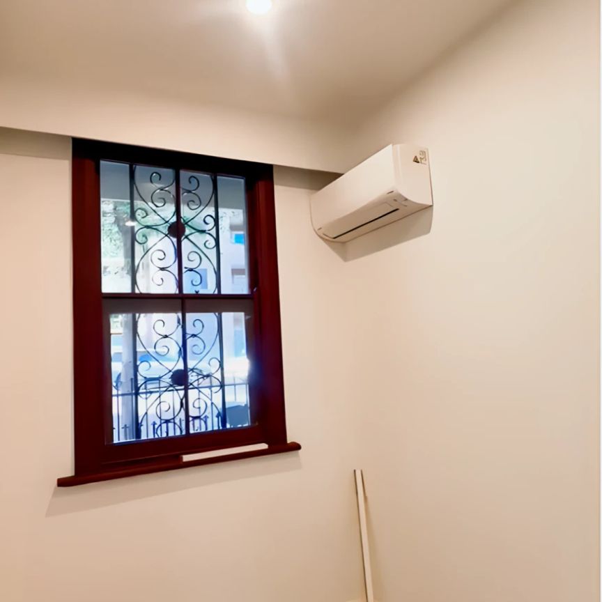 4 bed 4 bath - Photo 1