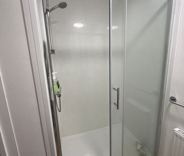 Room 215, SimplyStay Lincoln Road, Skegness, Lincolnshire, PE25 2EA - Photo 6