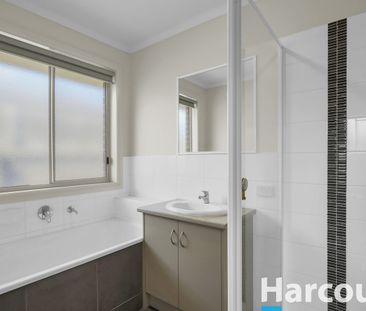 Modern Comfort in a Quiet Court - Photo 6