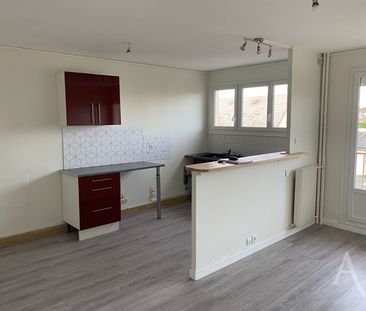 Location appartement 2 pièces, 53.00m², Châteauroux - Photo 3