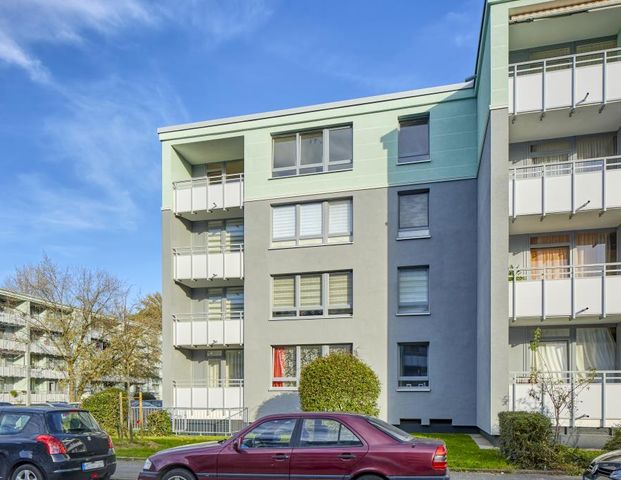 'Die Großzügige' - Familienwohnung mit neuem Laminat - Foto 1