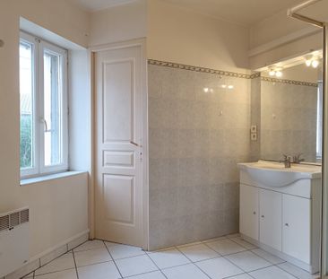 Location Maison 2 pièces 41m² ST NAZAIRE D AUDE 11120 - Photo 3