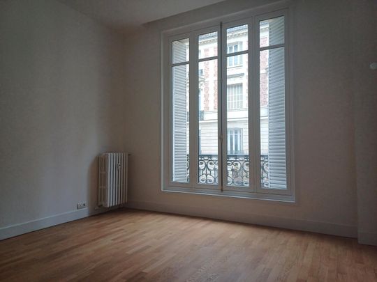 location Appartement T3 DE 100m² À PARIS - Photo 1