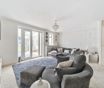 3 bedroom terraced house to rent - Photo 6