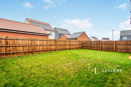 3 bedroom house to rent Thistledown, Pershore, Worcestershire, WR10 - Photo 3