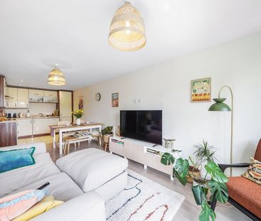 2 Bed Flat, Fuller Court, N8 - Photo 4
