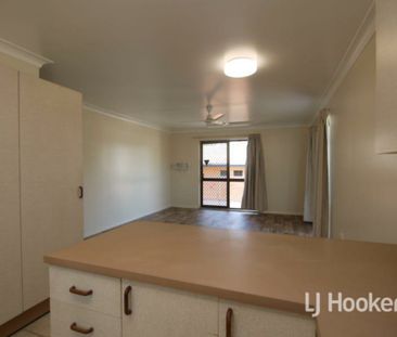 6/137 Mitchell Street, North Ward - Photo 2