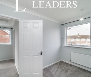 3 bedroom house to rent Sandringham Drive, Loughborough, Leicesters... - Photo 6