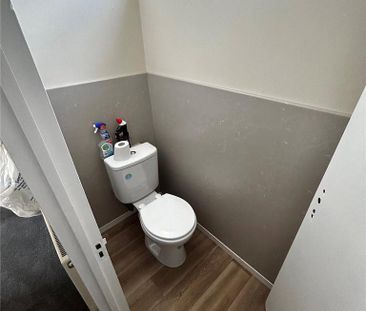 3 bedroom terraced house to rent - Photo 6