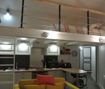 NID CHARMANT AU COEUR DE NANTES - Photo 2