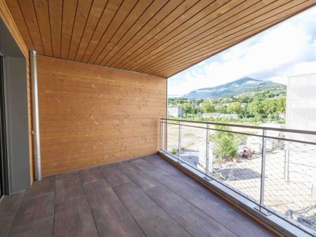 Location Appartement 3 pièces 71m² CHAMBERY 73000 - Photo 5