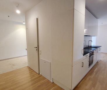 Sonnwendviertel: 1-Zimmer-Wohnung mit Balkon in der 16. Etage – Fit... - Photo 4