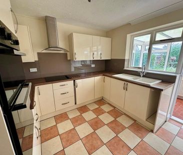 3 bedroom bungalow to rent - Photo 5