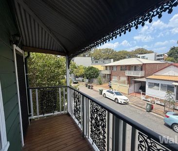 PLEASE DO NOT ATTEND THE PROPERTY BOOK YOUR ONLINE VIDEO TOUR – SEE... - Photo 4