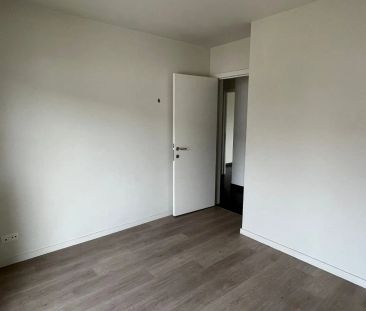 Hoogwaardig, eigentijds appartement met ondergrondse staanplaats - Photo 6