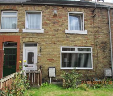3 bedroom terraced house to rent - Photo 2