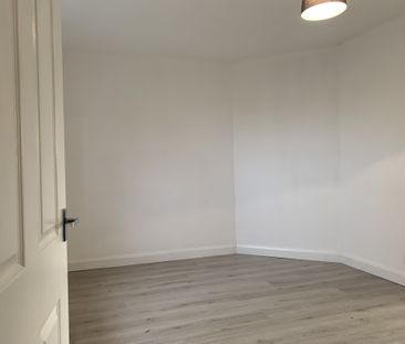 Fern Avenue, Chesterfield, Staveley - Photo 1