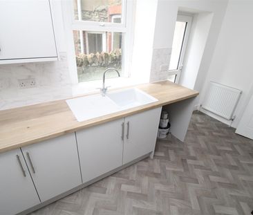 Flat For Rent North Road, Ferndale - Photo 4