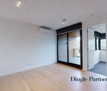 Modern Apartment with Park Views and Lifestyle at Your Doorstep - Photo 1