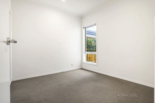 11 Limandus Crescent, Cranbourne South - Photo 1