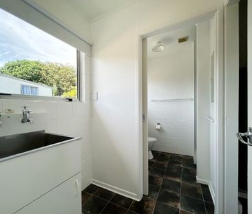 52 Bayly Street, Waitara, Unit 2 - Photo 2