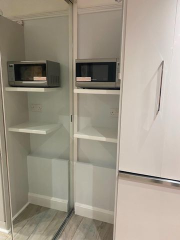 Studio Flat, Pelham Court, SW3 - Photo 3