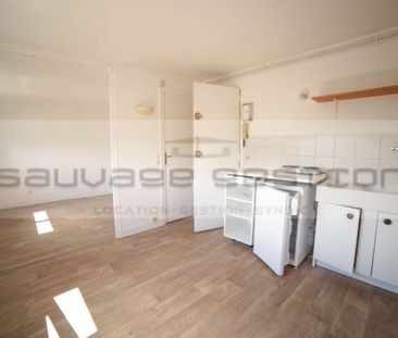 Location Appartement 1 pièce 21m² ROUEN 76000 - Photo 3