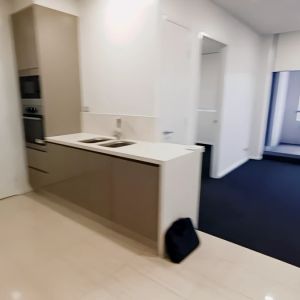 2 bed 2 bath - Photo 3